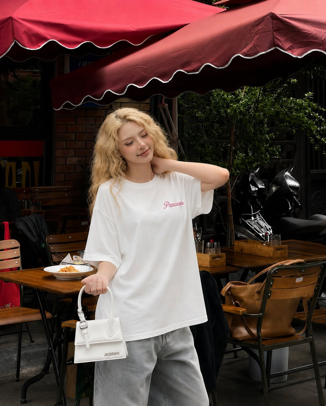PANACEA Star Logo Tee don gian