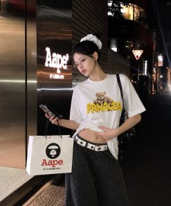 PANACEA Teddy Yellow Signature Tee don gian nhung du lam noi bat